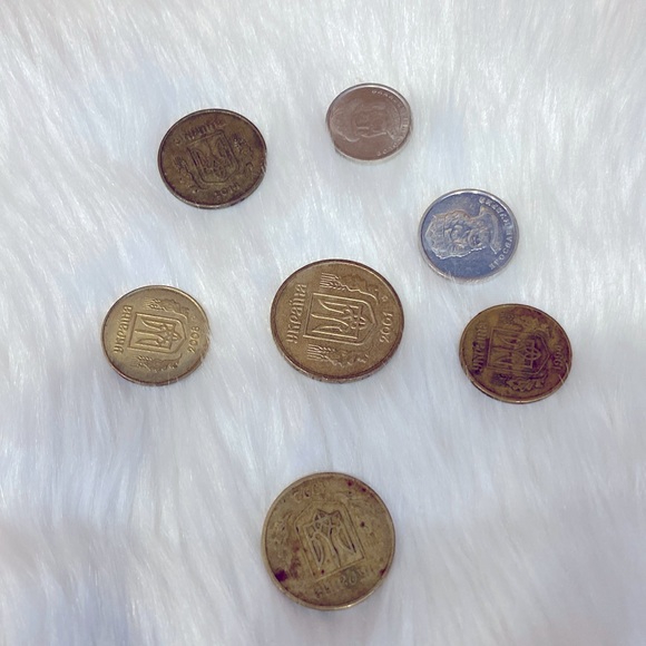 Ukrainian Money - Set of Coins ! - Picture 2 of 2